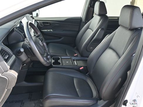 Used 2025 Honda Odyssey Sport-L image 14