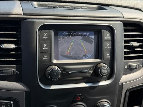 Used 2023 RAM 1500 Tradesman w/ Chrome Appearance Group AWD/4WD image 18