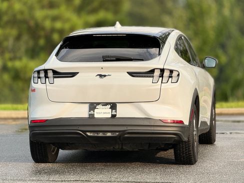 Used 2022 Ford Mustang Mach-E Select AWD/4WD image 7