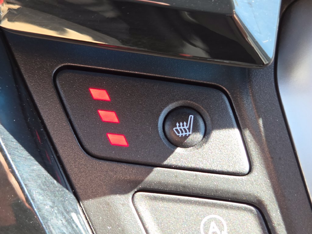 Certified 2024 Honda Odyssey Touring image 9