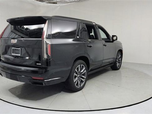 Certified 2024 Cadillac Escalade Sport Platinum image 5