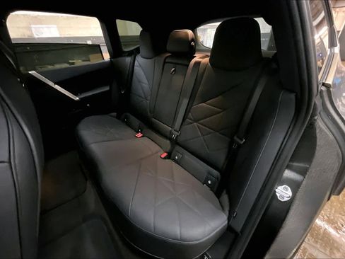 Used 2023 BMW iX xDrive50 image 28