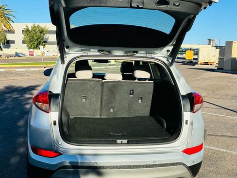Used 2018 Hyundai Tucson Value w/ Cargo Package image 33