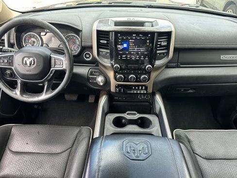 Used 2019 RAM 1500 Laramie AWD/4WD image 14