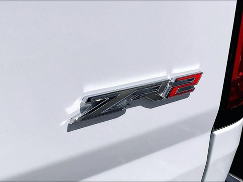 Used 2021 Chevrolet Colorado ZR2 image 9