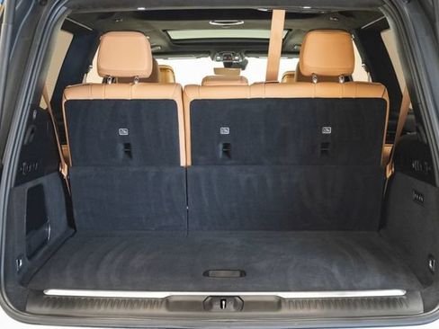 Used 2023 Jeep Grand Wagoneer Series III AWD/4WD image 47
