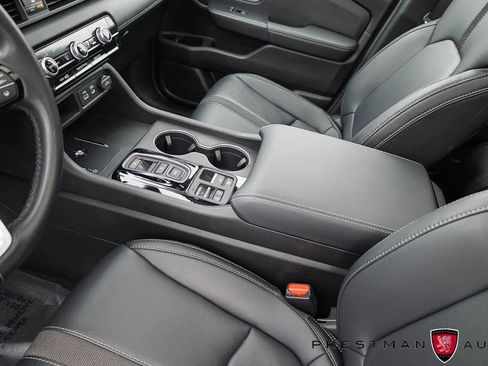 Used 2025 Honda Pilot Touring image 38