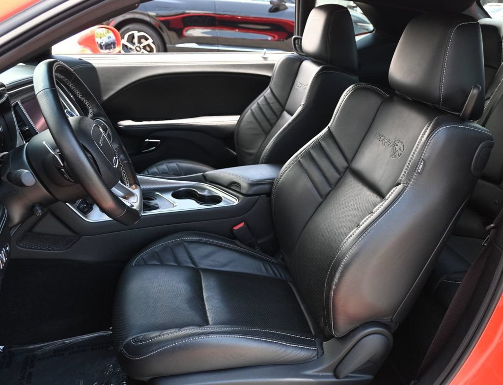 Used 2022 Dodge Challenger SRT Hellcat w/ Plus Package RWD image 33