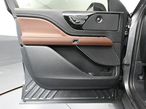 Used 2025 Lincoln Aviator Reserve w/ Jet Appearance Package image 20