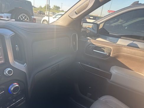 Used 2019 GMC Sierra 1500 SLT image 11