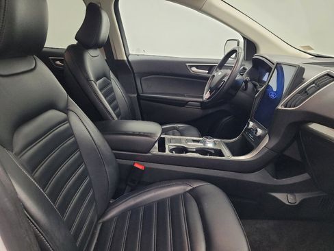 Used 2024 Ford Edge SEL image 21