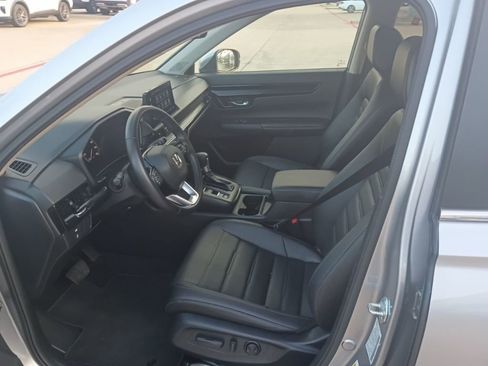 Used 2025 Honda CR-V EX-L image 4