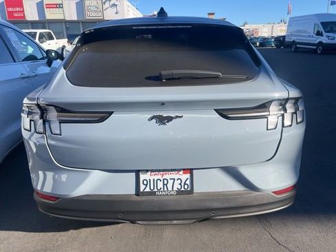 Certified 2025 Ford Mustang Mach-E Premium image 9