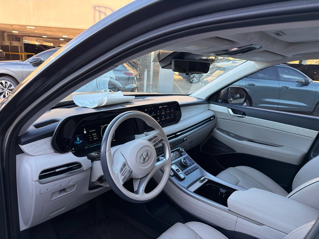 Used 2023 Hyundai Palisade Calligraphy FWD image 14