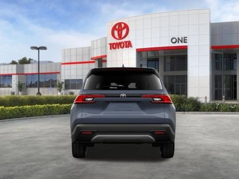 New 2026 Toyota Grand Highlander Limited image 9