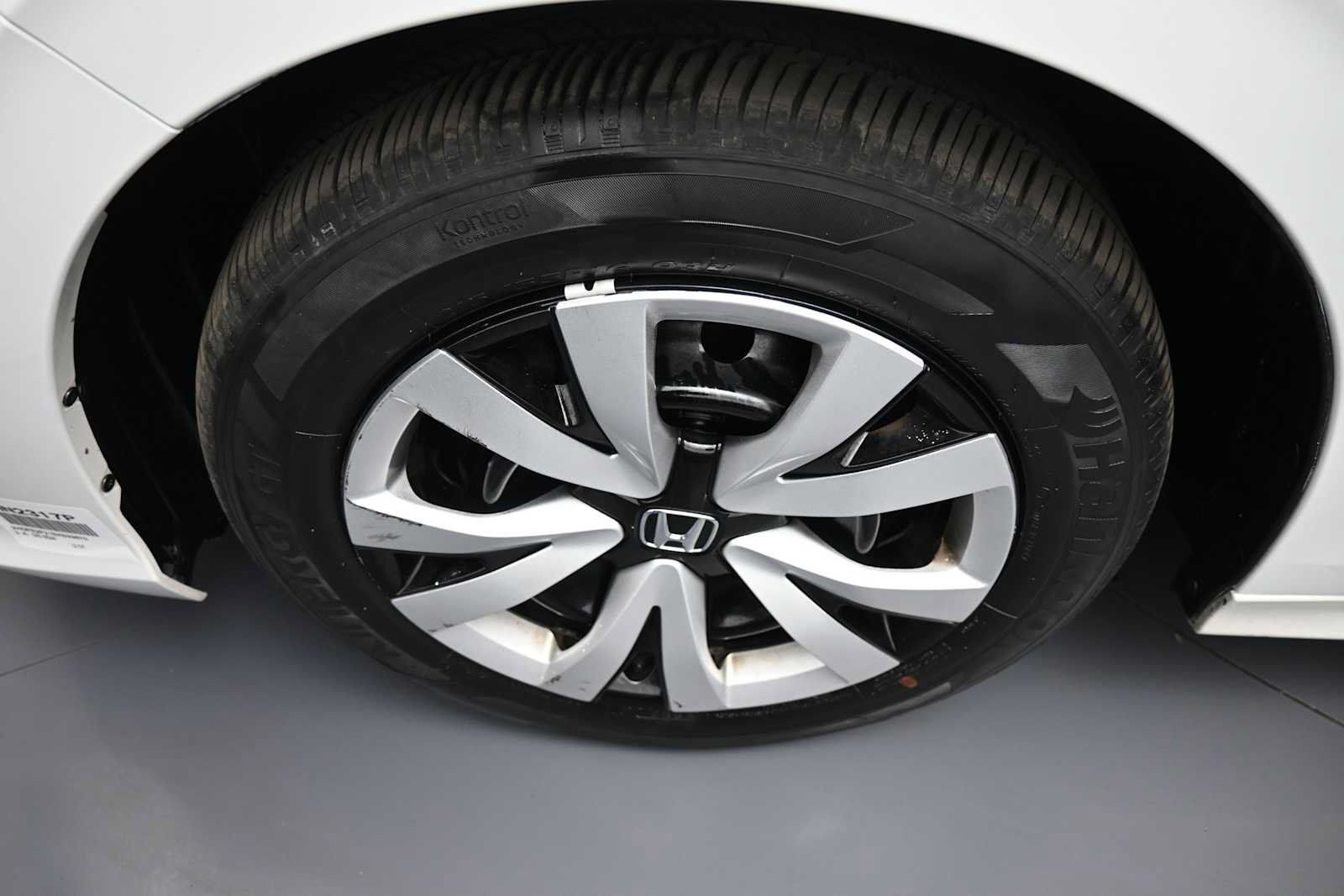 Certified 2025 Honda Civic LX image 14
