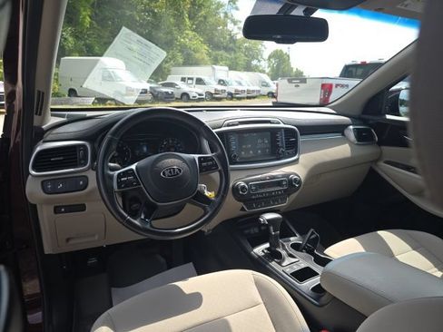 Used 2019 Kia Sorento AWD w/ Option Group 020 image 11