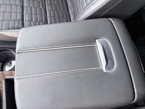 Used 2024 Cadillac Escalade Sport Platinum w/ LPO, ONYX Package image 40