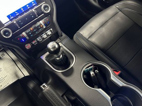 Used 2022 Ford Mustang GT Premium w/ Equipment Group 401A RWD image 42