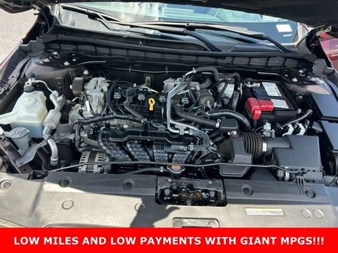 Used 2023 Nissan Altima 2.5 SV FWD image 10