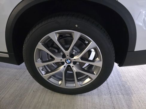 New 2026 BMW X5 sDrive40i w/ Climate Comfort Package RWD image 6
