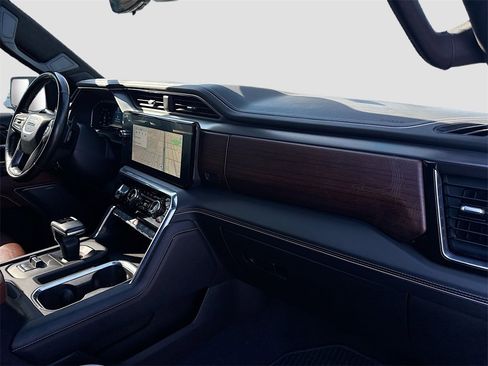 Used 2023 GMC Sierra 1500 Denali Ultimate image 31