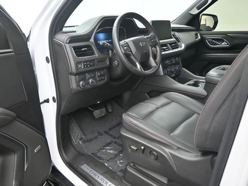 Used 2024 Chevrolet Tahoe RST w/ Luxury Package RWD image 11