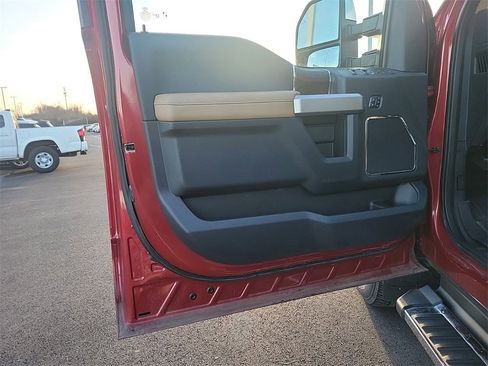 Used 2022 Ford F350 Lariat w/ Lariat Ultimate Package image 18