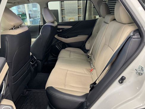 Used 2025 Subaru Outback Limited image 20