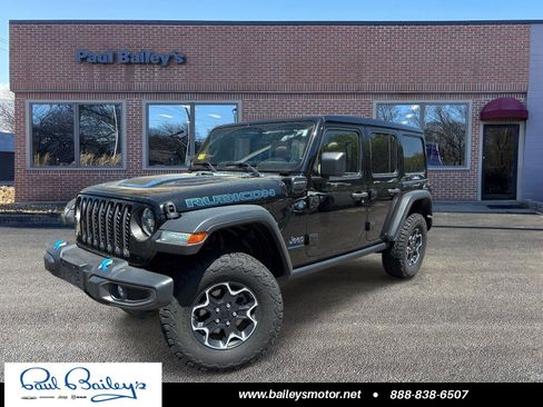 Used 2023 Jeep Wrangler Unlimited Rubicon 4xe w/ Cold Weather Group AWD/4WD image 1