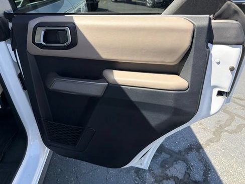Used 2022 Ford Bronco Wildtrak AWD/4WD image 31