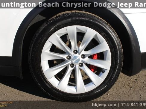 Used 2019 Tesla Model X Performance image 7