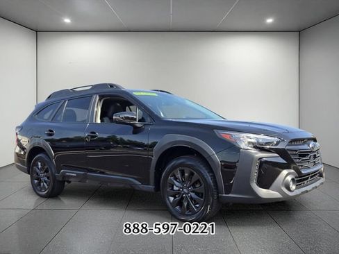 Used 2025 Subaru Outback Onyx Edition AWD/4WD image 7