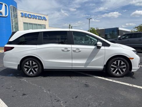 Used 2026 Honda Odyssey EX-L image 5