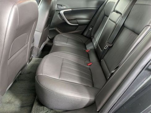 Used 2017 Buick Regal Sport Touring image 24