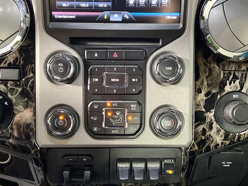 Used 2014 Ford F350 Lariat w/ Camper Package AWD/4WD image 25
