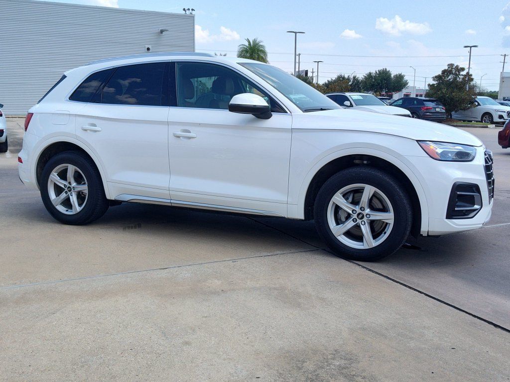 Used 2022 Audi Q5 2.0T Premium w/ Convenience Package AWD/4WD image 13