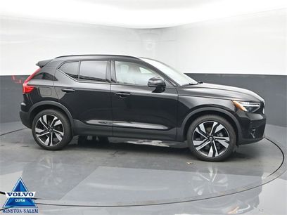 Used 2023 Volvo XC40 B5 Plus