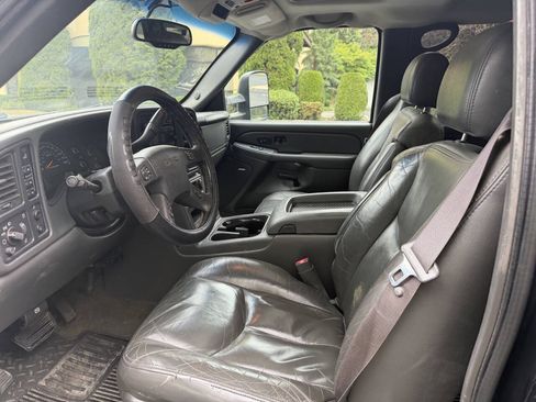 Used 2007 GMC Sierra 2500 SLT AWD/4WD image 10