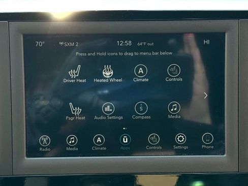 Used 2020 Chrysler Pacifica Touring w/ S Appearance Package FWD image 3