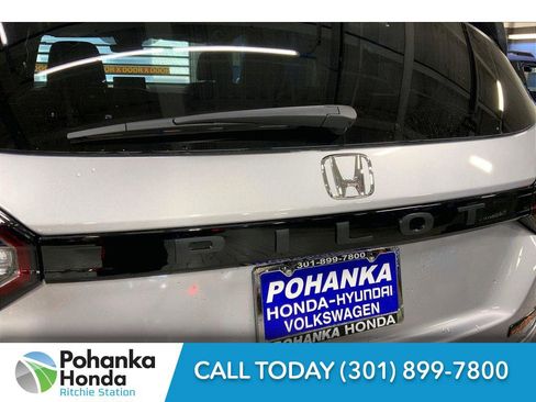 New 2025 Honda Pilot TrailSport image 19