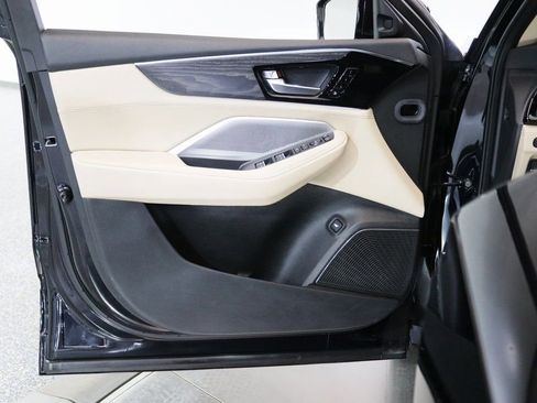 Certified 2025 Acura MDX w/ Advance Package image 13