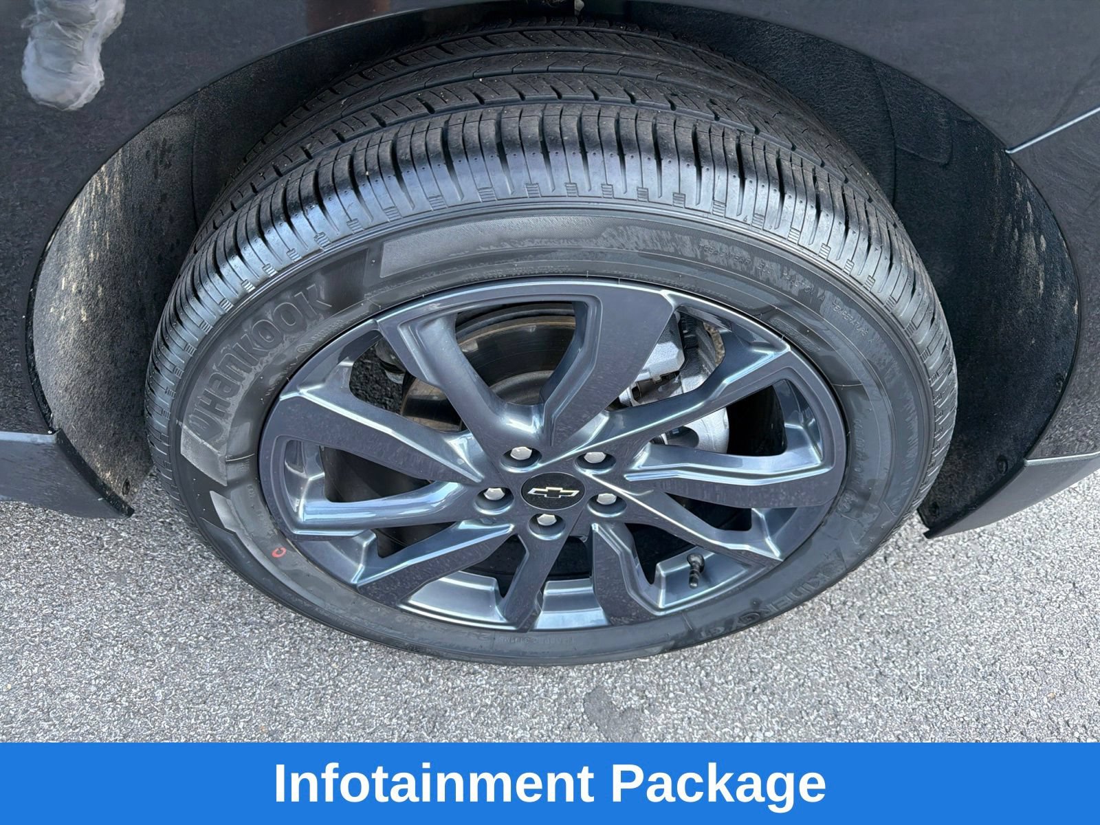 Used 2024 Chevrolet Equinox RS w/ RS Leather Package FWD image 25
