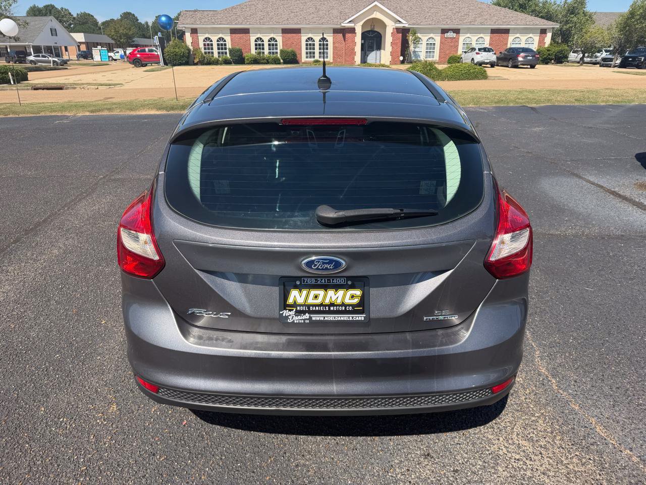 Used 2012 Ford Focus SE FWD image 12