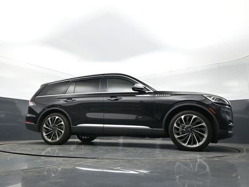 Used 2023 Lincoln Aviator Reserve w/ Equipment Group 201A AWD/4WD image 28