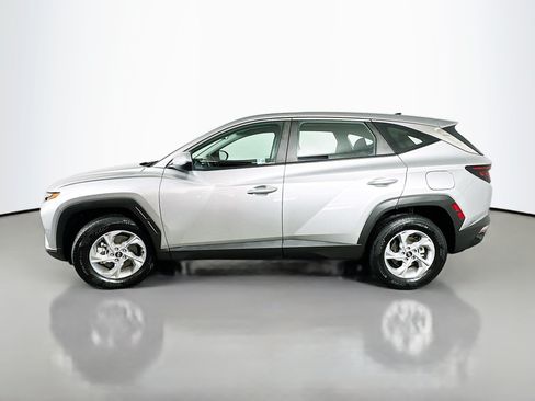 Used 2024 Hyundai Tucson SE AWD/4WD image 4