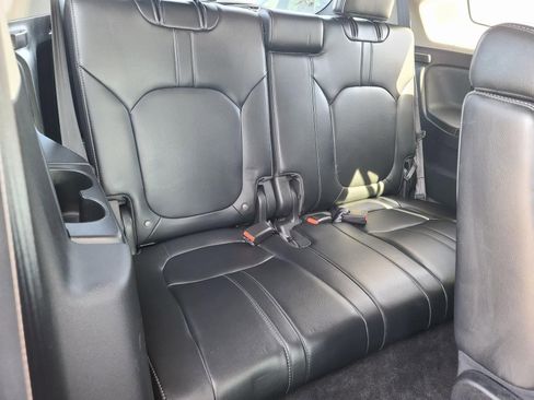 Used 2023 Honda Pilot Elite image 18