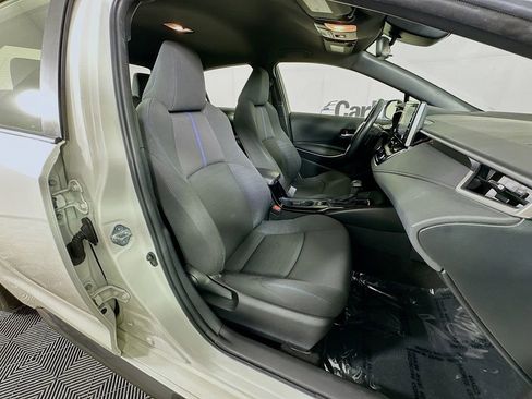 Used 2021 Toyota Corolla SE image 30