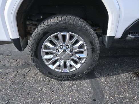 Used 2024 GMC Sierra 3500 Denali w/ Denali Reserve Package image 18