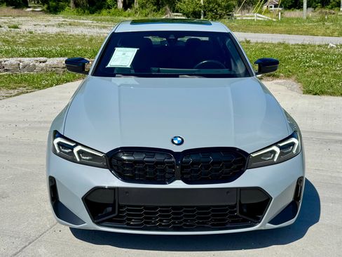 Used 2023 BMW M340i xDrive w/ Premium Package image 5